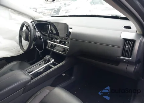 2024 Nissan Pathfinder Sl 4Wd z USA, uszkodzony, nr VIN 5N1DR3CD8RC297114